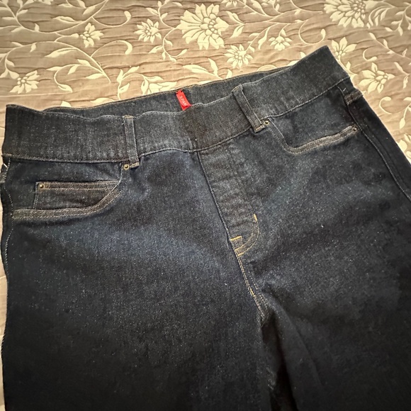 SPANX  Shape Everywear Kick Flare Jeans Size 1X - Picture 3 of 6